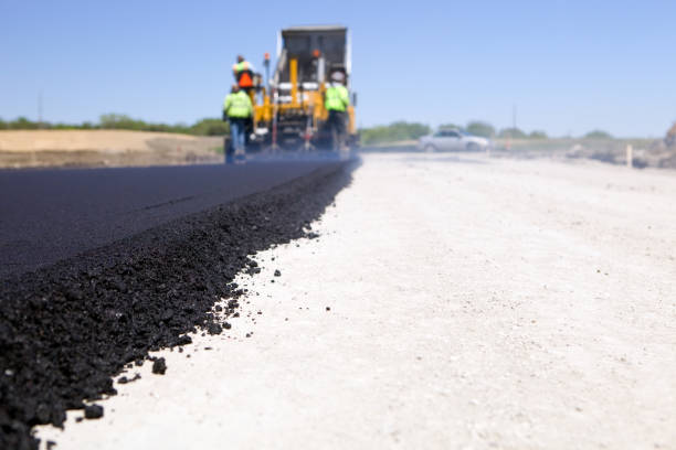 Best Asphalt Driveway Installation  in Wliamsvle, IL